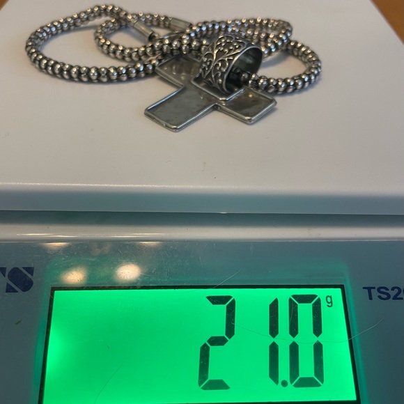 Silpada Sterling Silver Necklace & Cross pendant - Picture 15 of 16